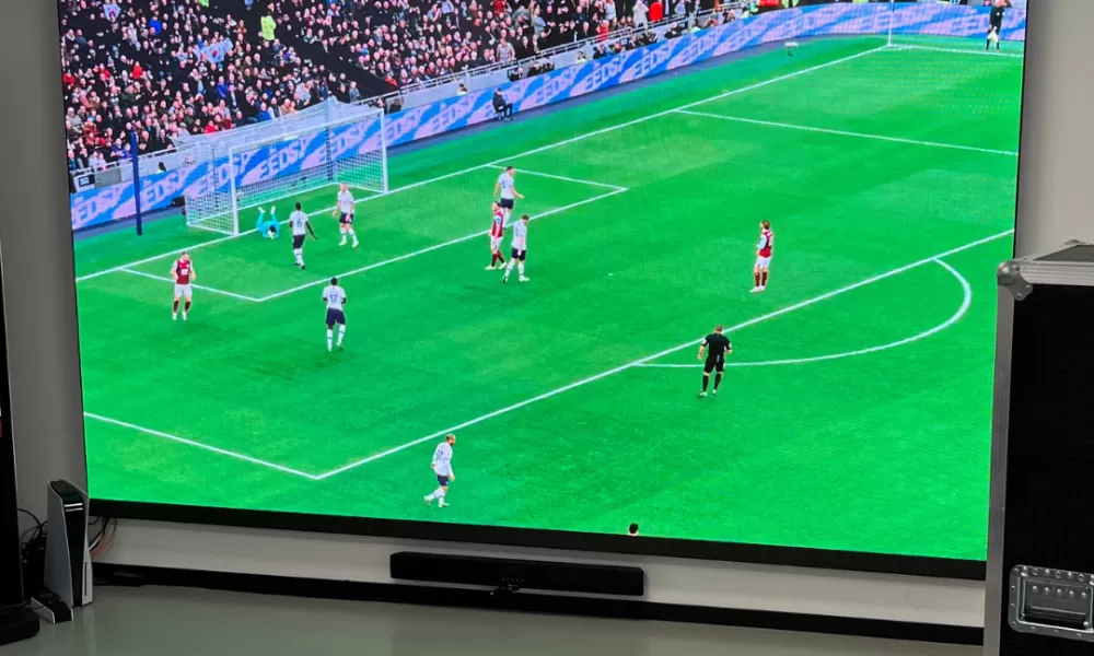 Die Revolution der Fußballerlebnisse: Wie LED-Videowände das Spiel verändern